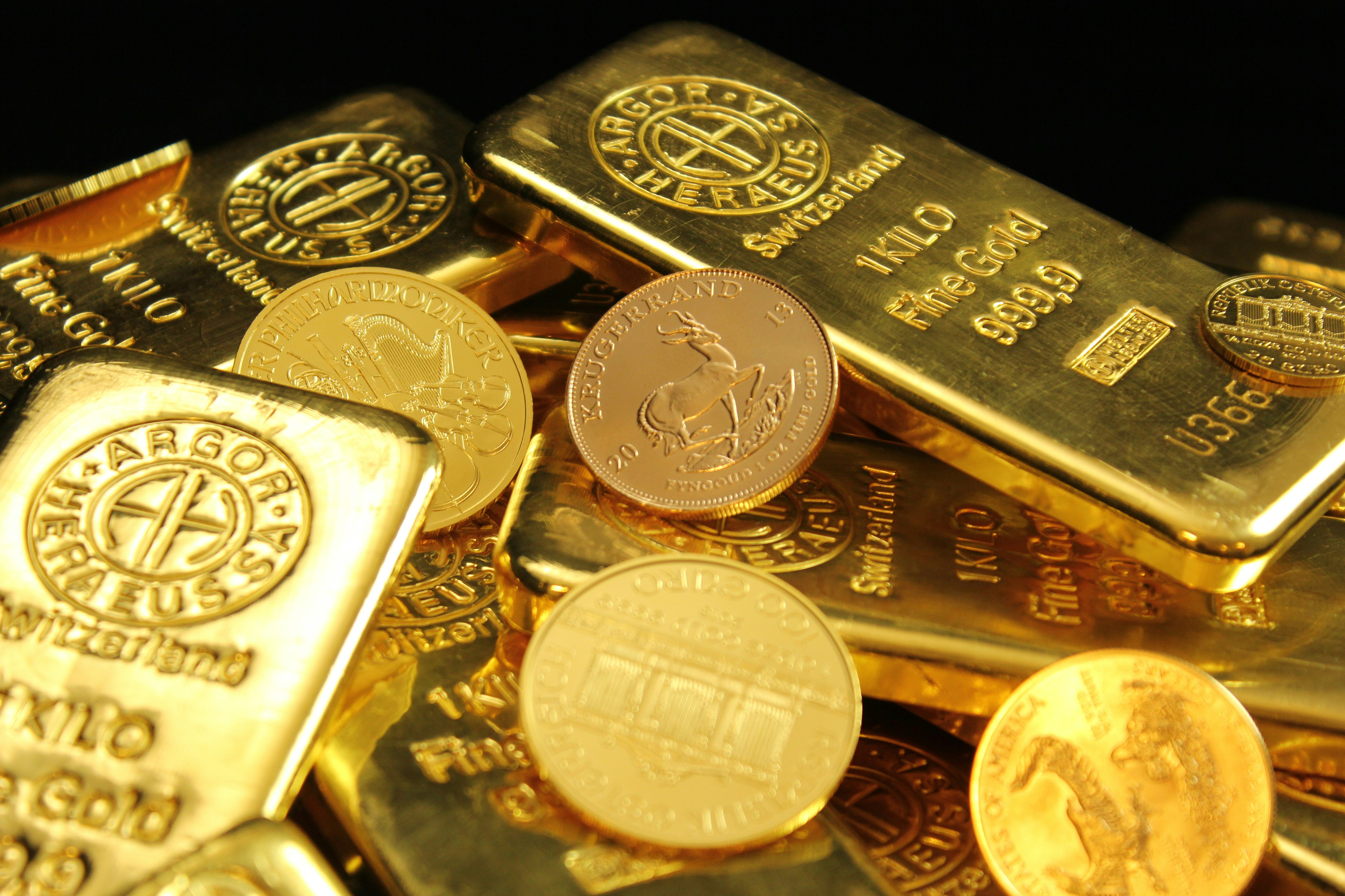 What Is the Spot Price of Gold, and How Is It Set?